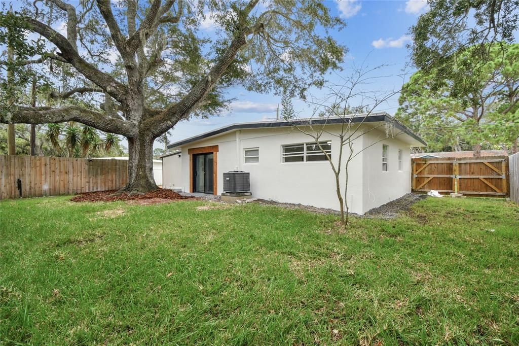 For Sale: $254,900 (4 beds, 3 baths, 1308 Square Feet)