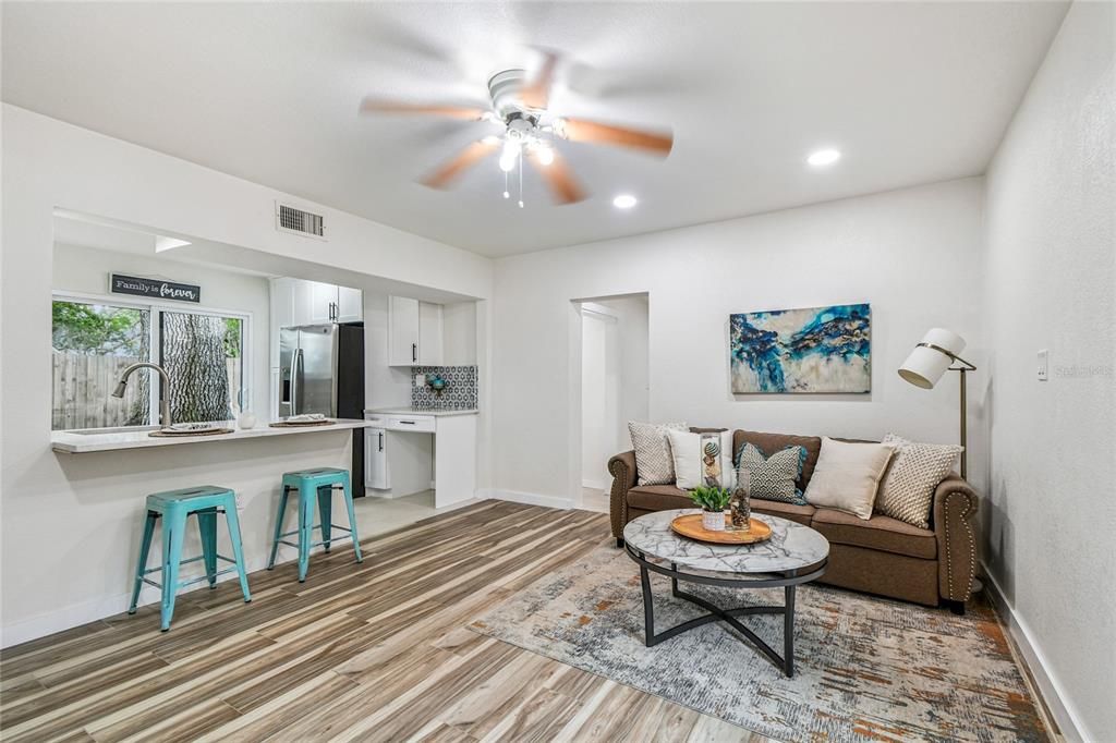 For Sale: $254,900 (4 beds, 3 baths, 1308 Square Feet)