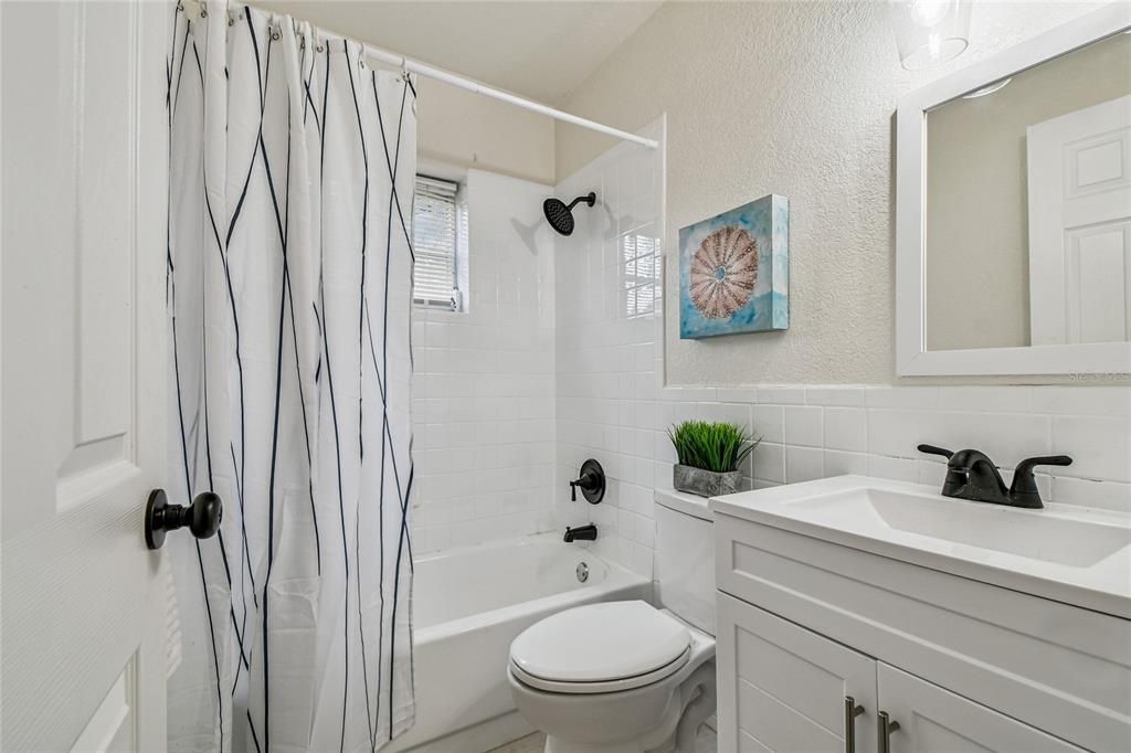 For Sale: $254,900 (4 beds, 3 baths, 1308 Square Feet)