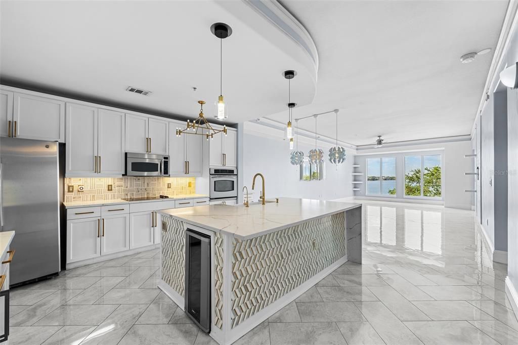 For Sale: $1,175,000 (2 beds, 2 baths, 1839 Square Feet)