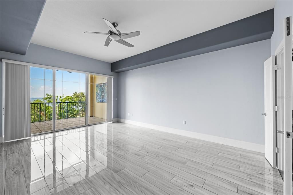 For Sale: $1,175,000 (2 beds, 2 baths, 1839 Square Feet)
