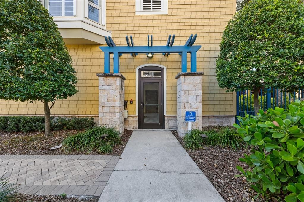For Sale: $1,175,000 (2 beds, 2 baths, 1839 Square Feet)