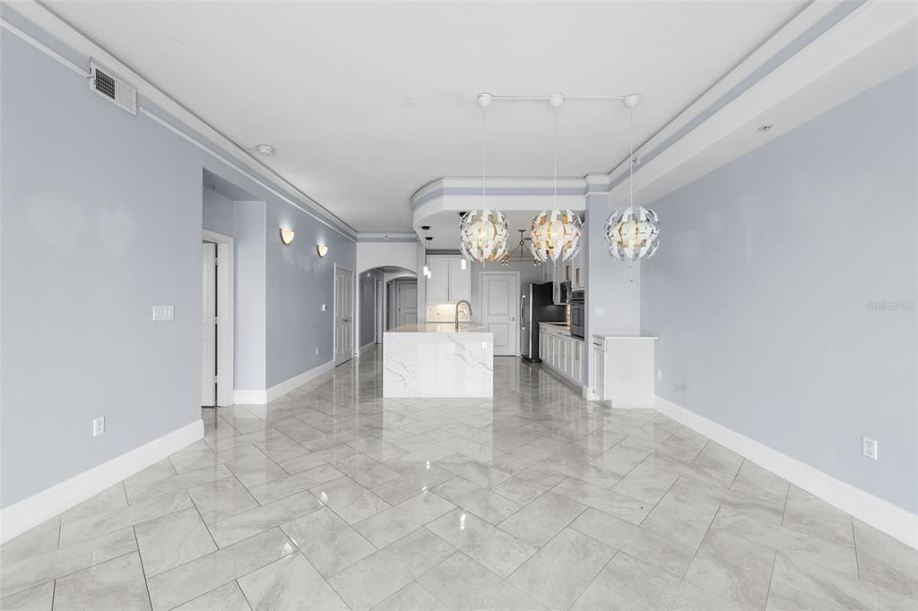 For Sale: $1,175,000 (2 beds, 2 baths, 1839 Square Feet)
