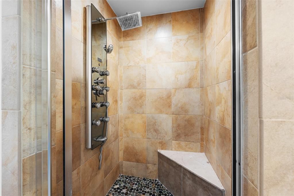 For Sale: $1,175,000 (2 beds, 2 baths, 1839 Square Feet)