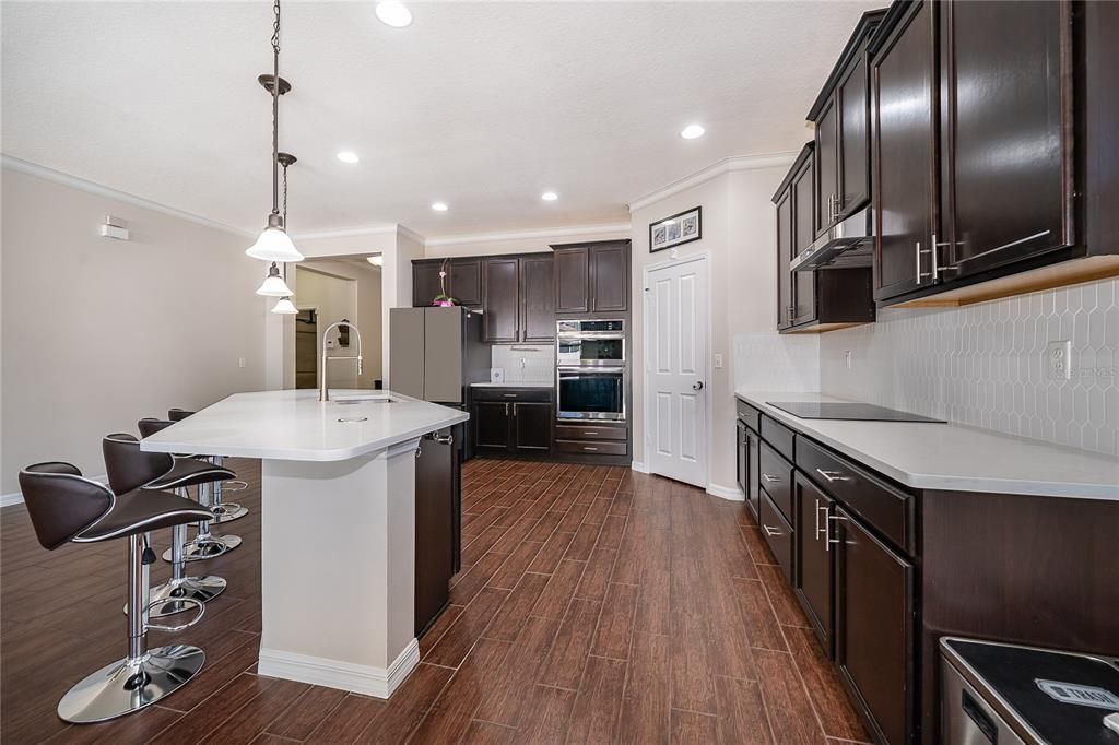 For Sale: $689,900 (4 beds, 2 baths, 2136 Square Feet)
