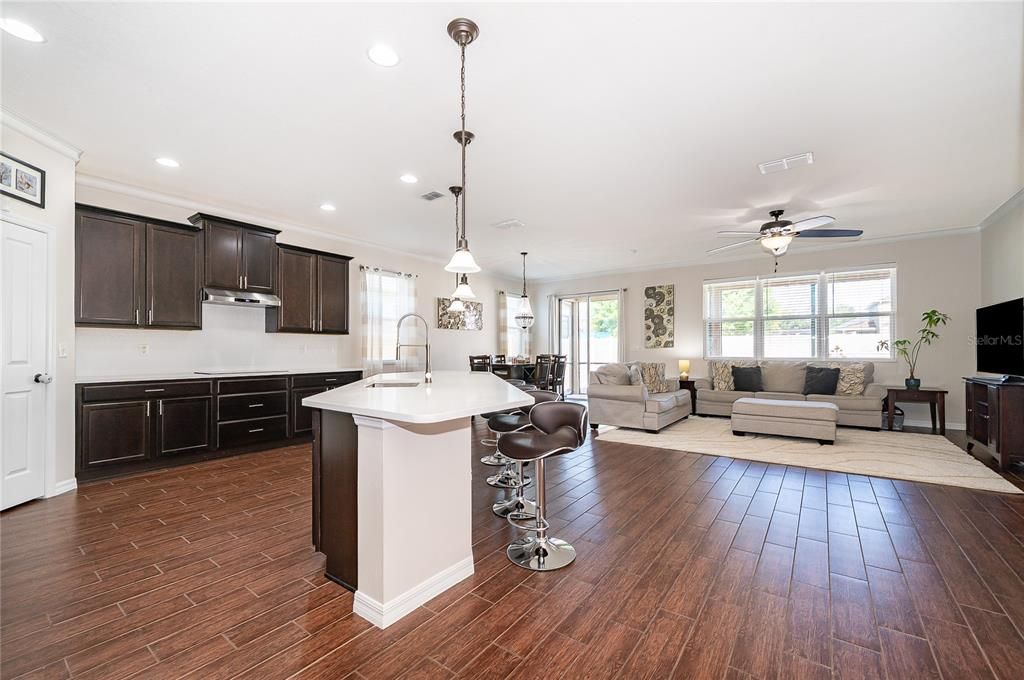 For Sale: $689,900 (4 beds, 2 baths, 2136 Square Feet)