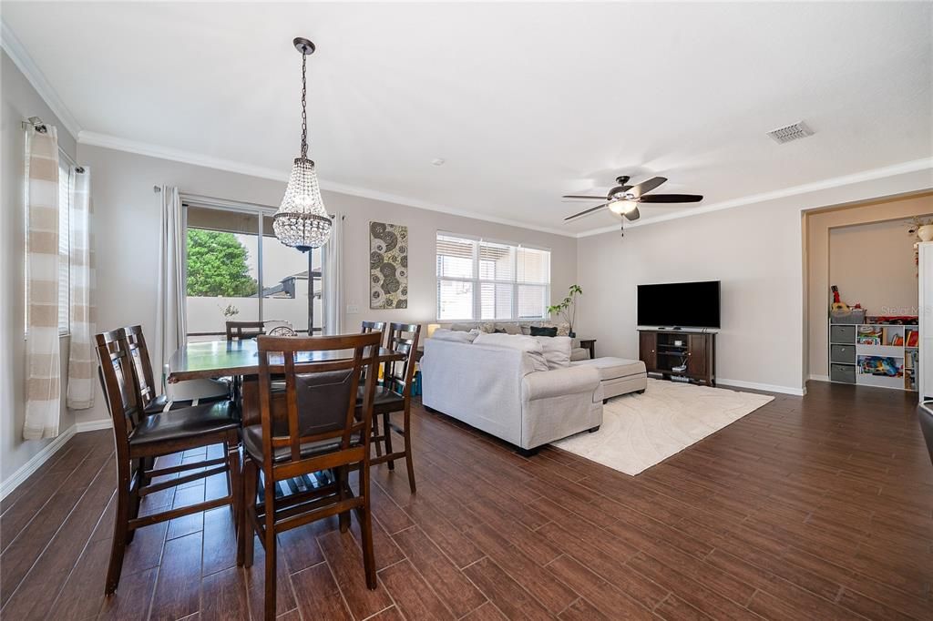 For Sale: $689,900 (4 beds, 2 baths, 2136 Square Feet)