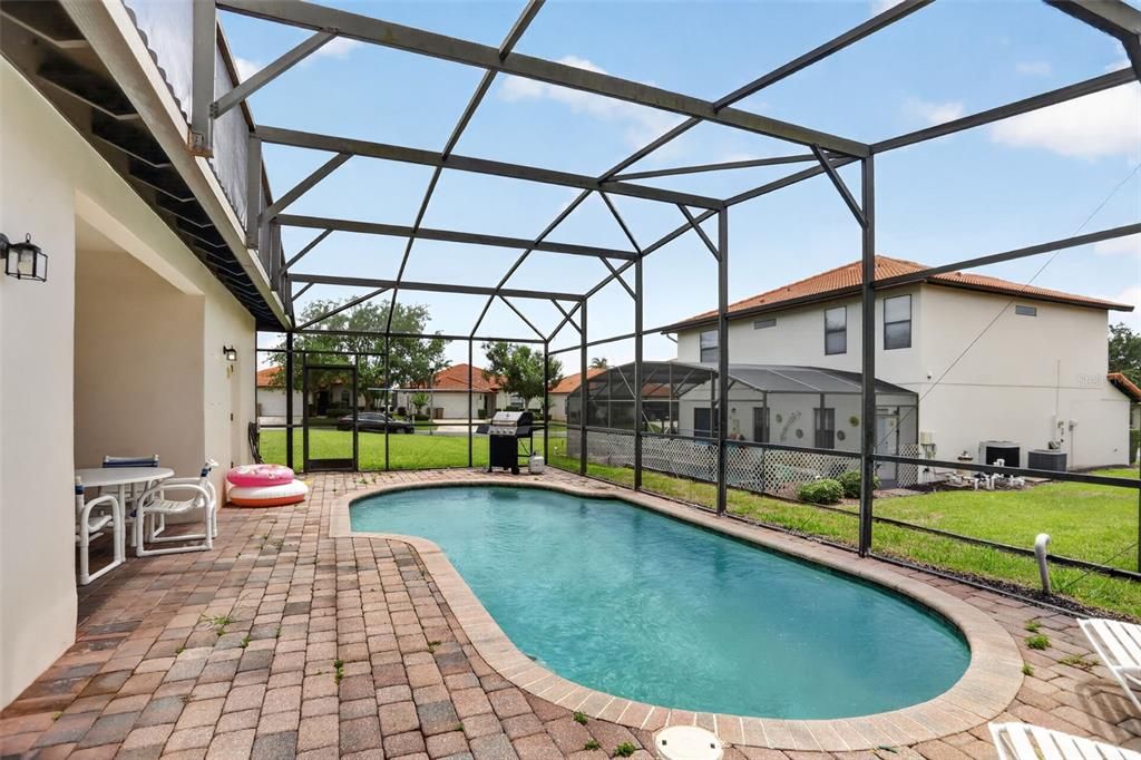 For Sale: $395,000 (4 beds, 3 baths, 1632 Square Feet)