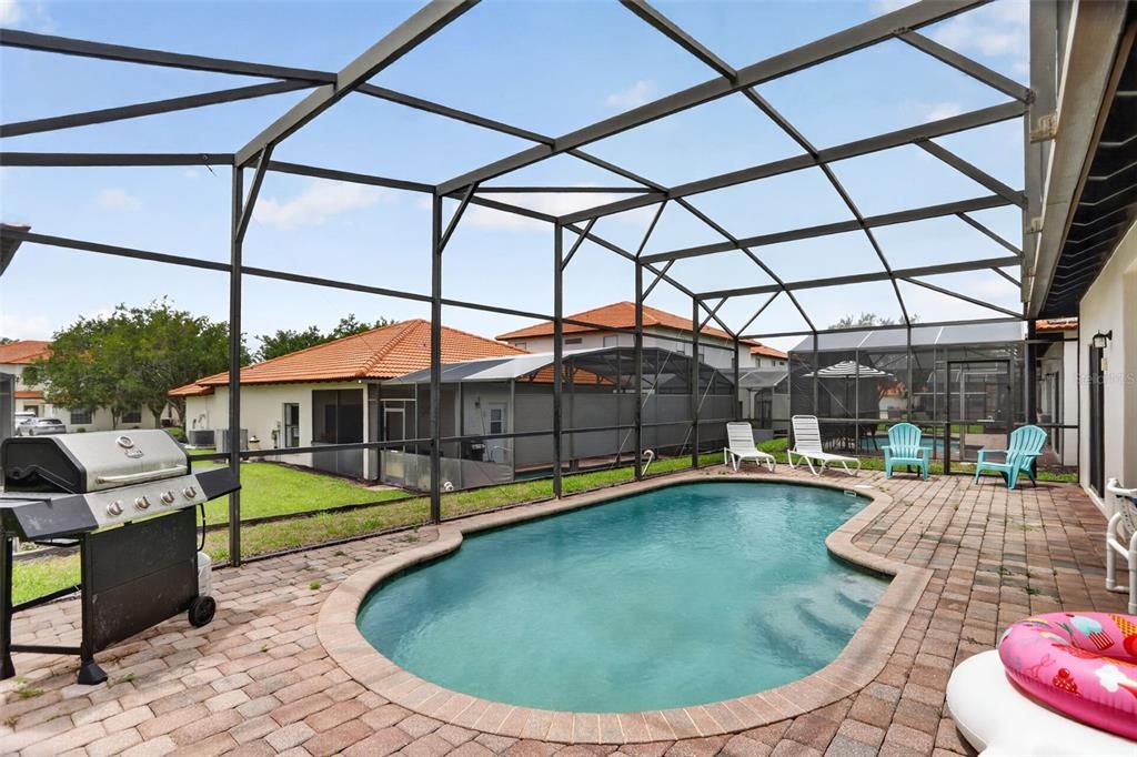 For Sale: $395,000 (4 beds, 3 baths, 1632 Square Feet)
