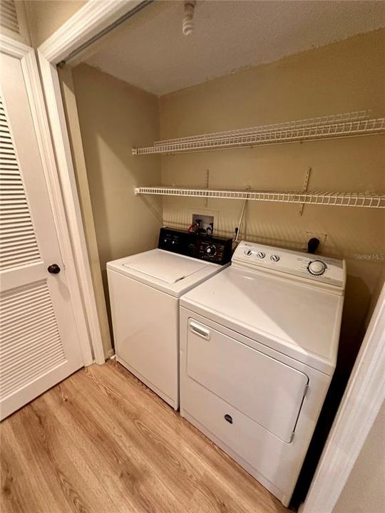 For Rent: $1,900 (2 beds, 1 baths, 1247 Square Feet)