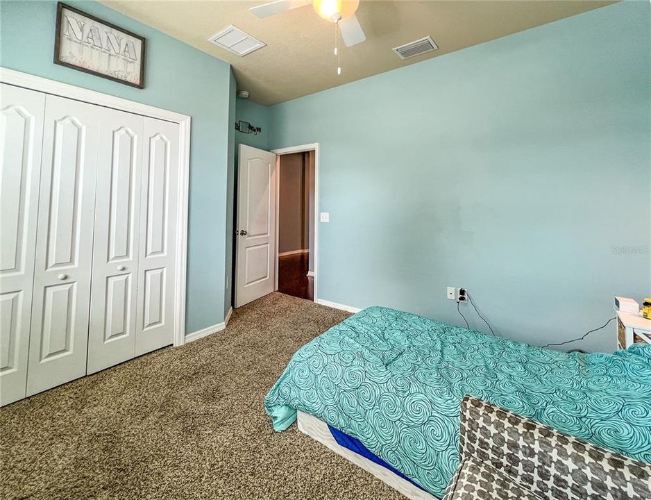 For Sale: $465,000 (5 beds, 3 baths, 2814 Square Feet)