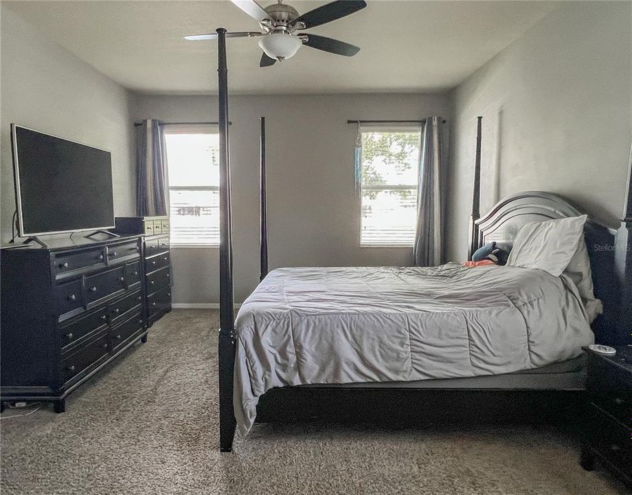 For Sale: $465,000 (5 beds, 3 baths, 2814 Square Feet)