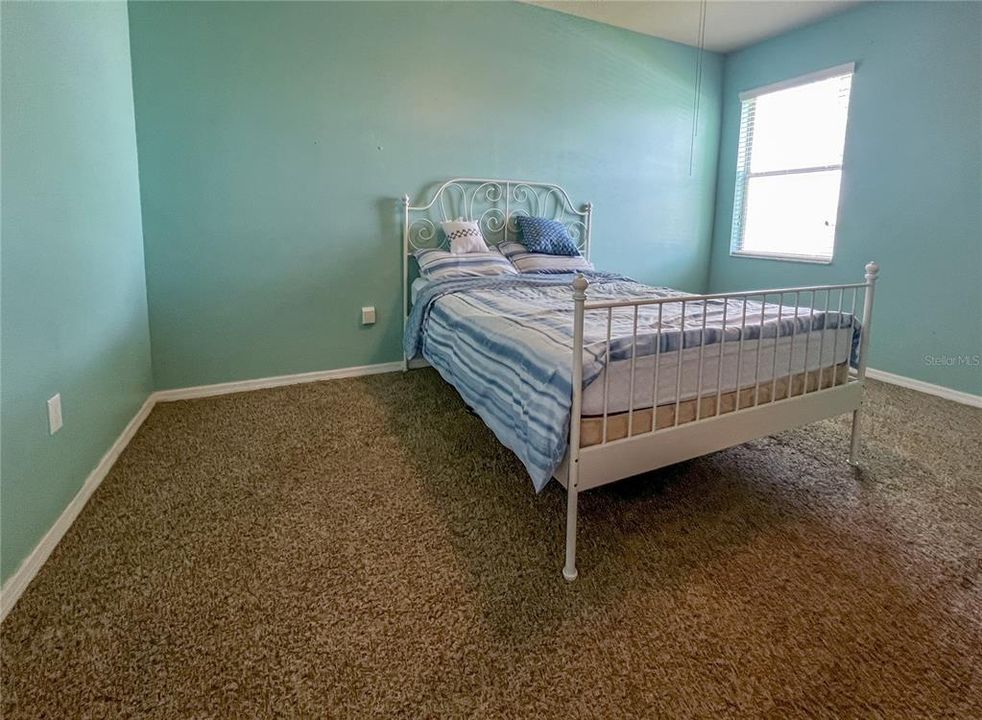 For Sale: $465,000 (5 beds, 3 baths, 2814 Square Feet)