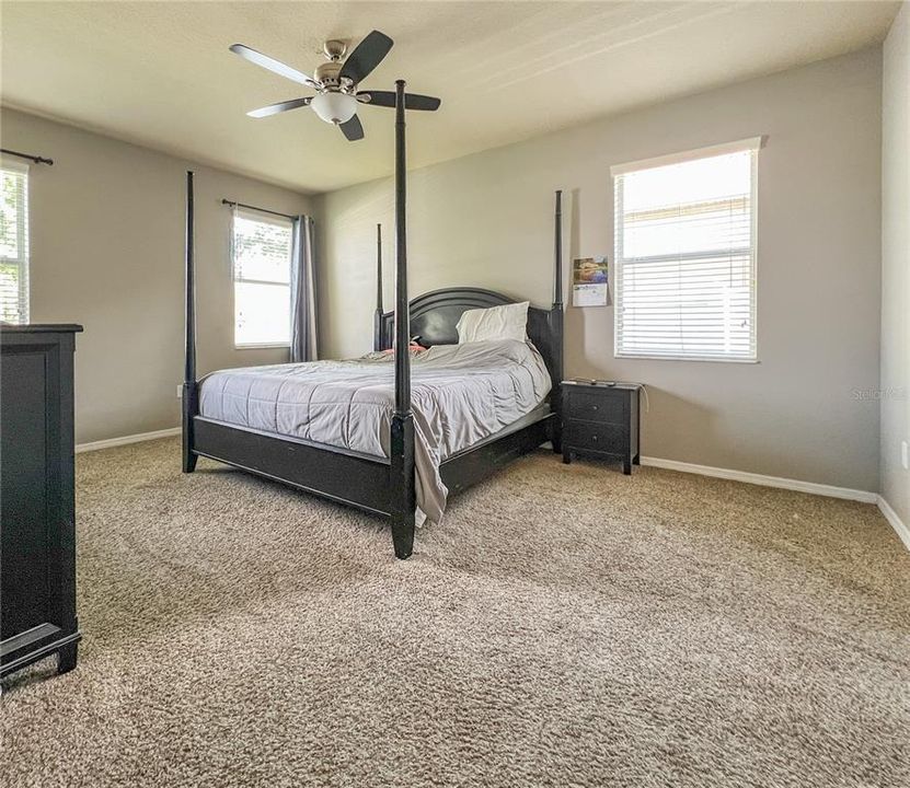 For Sale: $465,000 (5 beds, 3 baths, 2814 Square Feet)