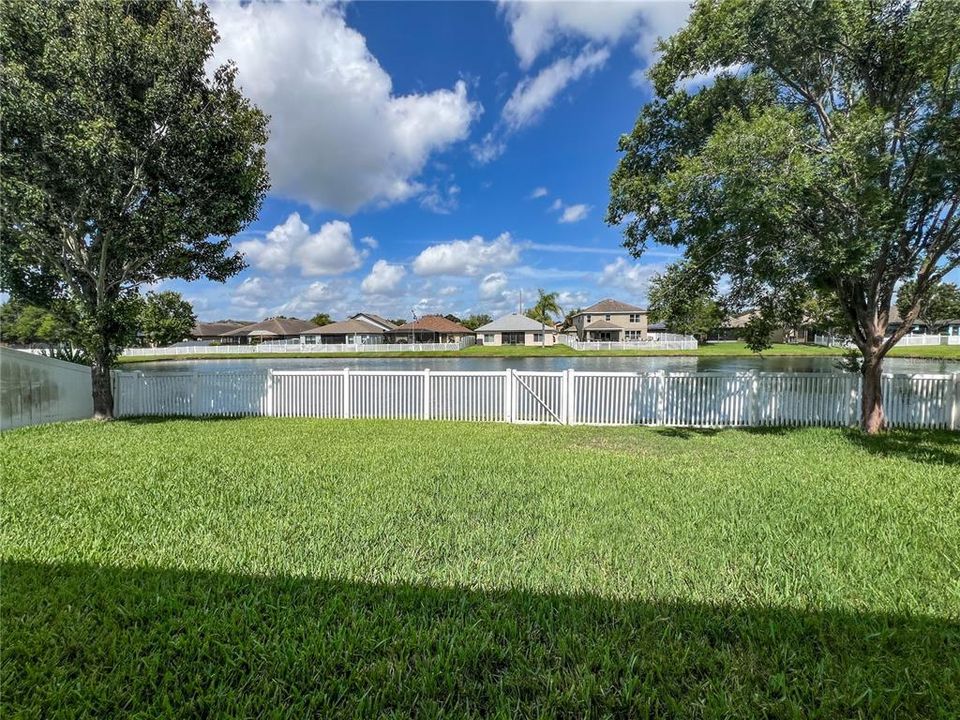 For Sale: $465,000 (5 beds, 3 baths, 2814 Square Feet)