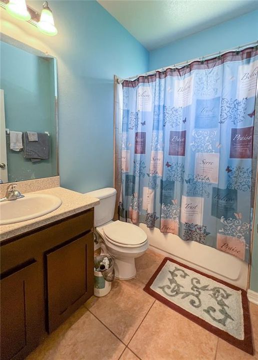 For Sale: $465,000 (5 beds, 3 baths, 2814 Square Feet)