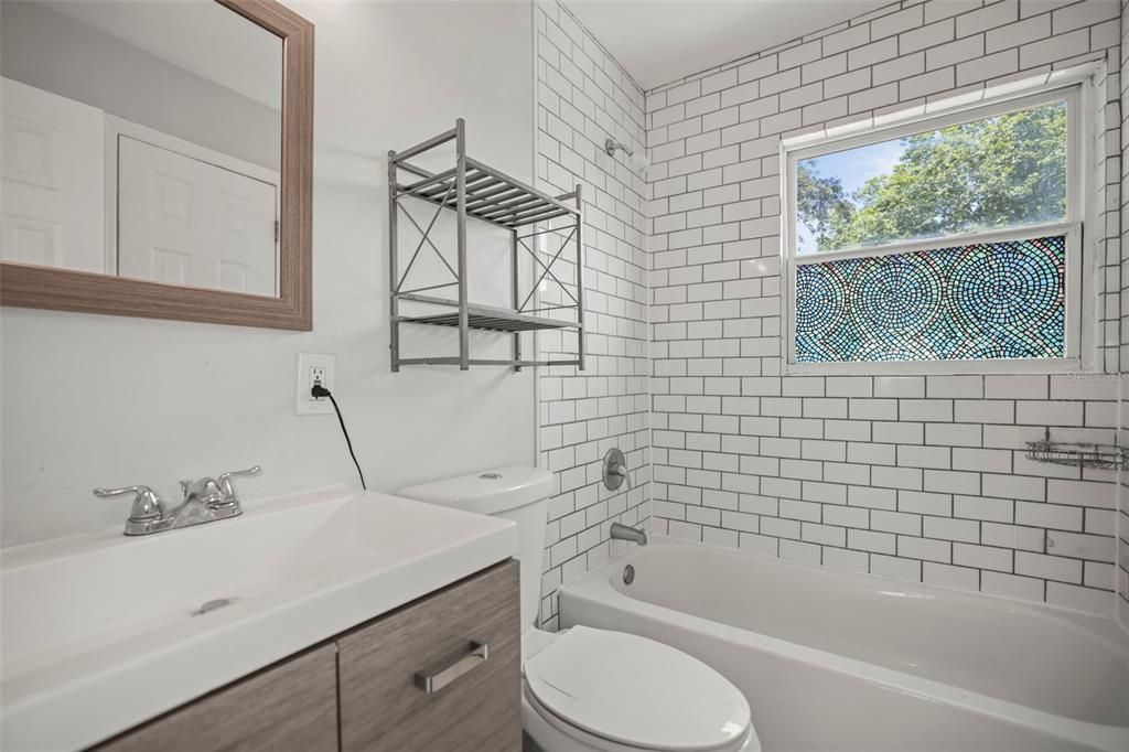 Activo con contrato: $459,000 (3 camas, 2 baños, 1248 Pies cuadrados)