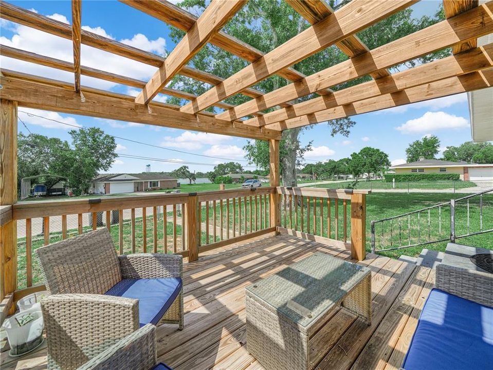 For Sale: $223,000 (3 beds, 2 baths, 1481 Square Feet)