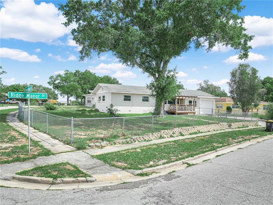 For Sale: $223,000 (3 beds, 2 baths, 1481 Square Feet)