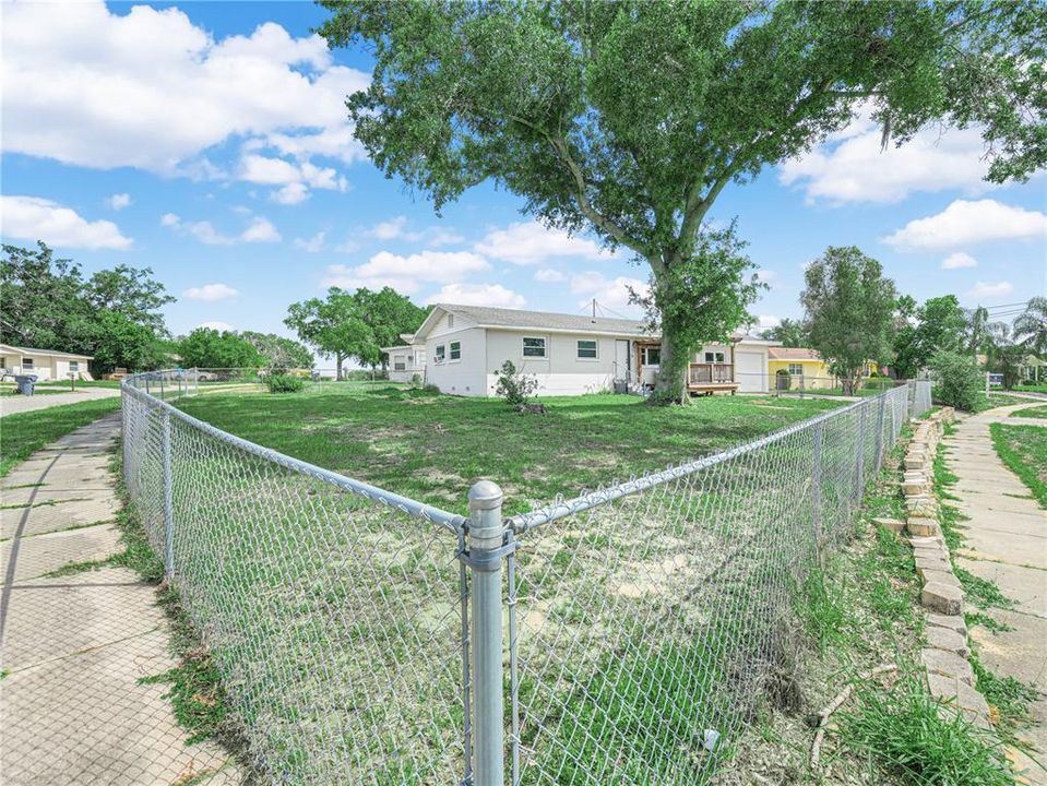 For Sale: $223,000 (3 beds, 2 baths, 1481 Square Feet)
