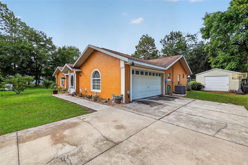 For Sale: $435,000 (4 beds, 2 baths, 2224 Square Feet)