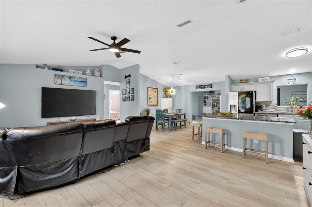 For Sale: $435,000 (4 beds, 2 baths, 2224 Square Feet)
