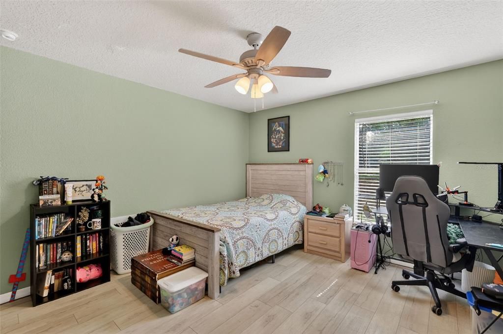 For Sale: $435,000 (4 beds, 2 baths, 2224 Square Feet)