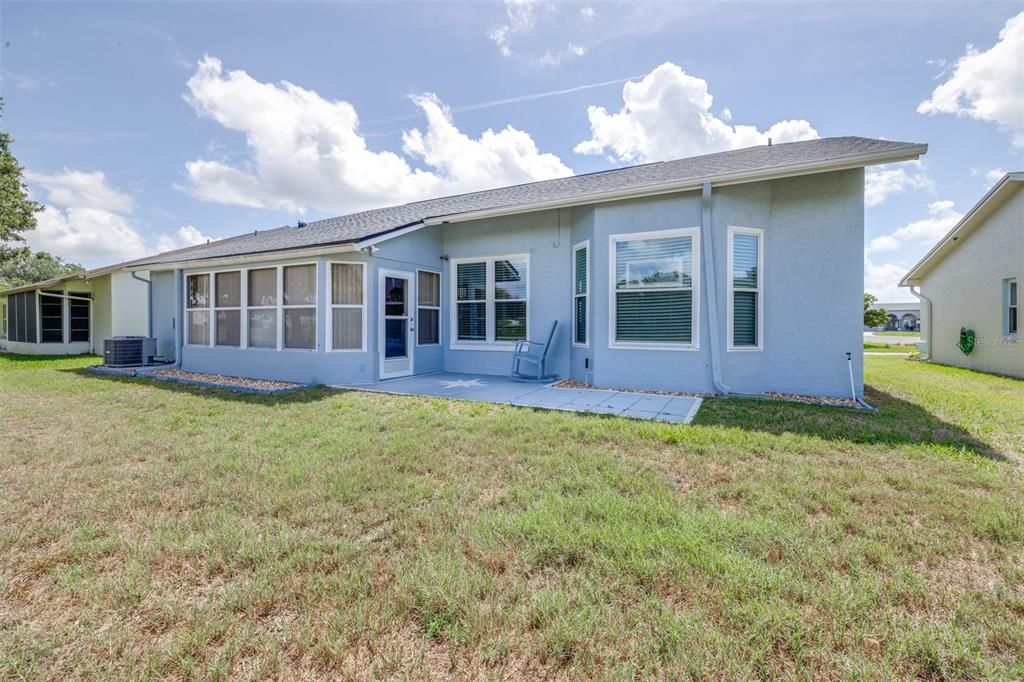 For Rent: $2,000 (3 beds, 2 baths, 1732 Square Feet)