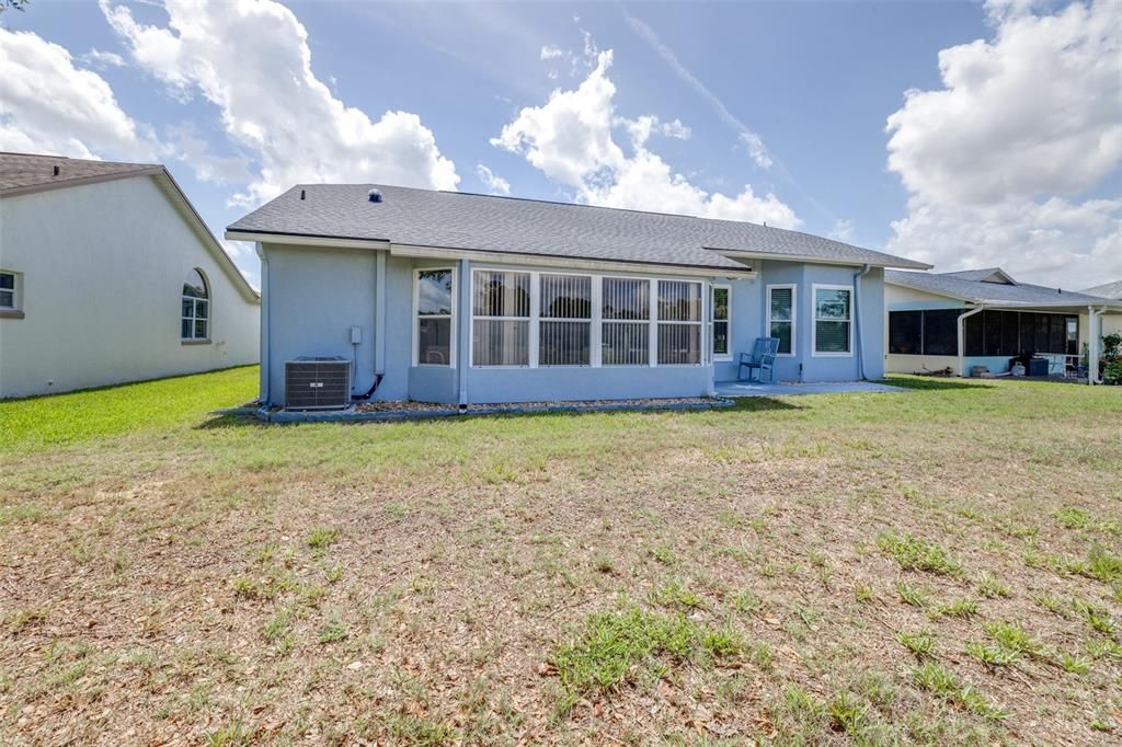 For Rent: $2,000 (3 beds, 2 baths, 1732 Square Feet)