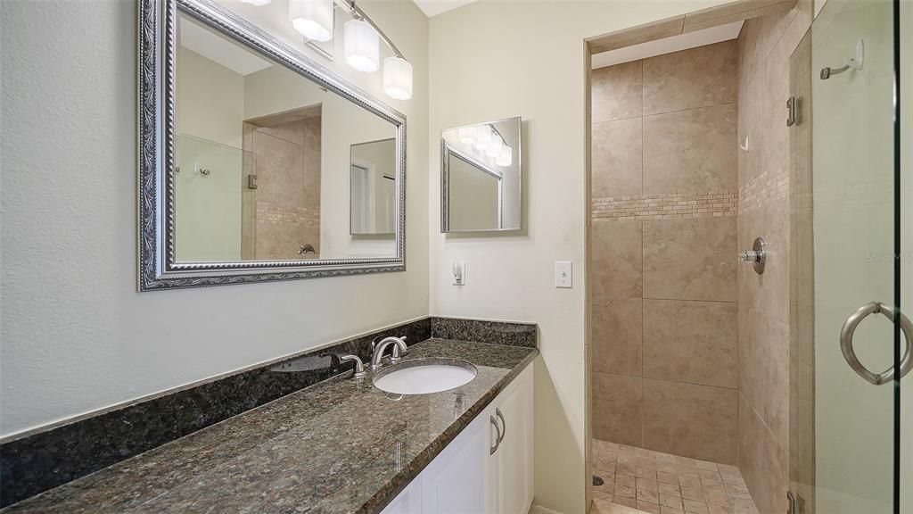 En Venta: $209,000 (2 camas, 2 baños, 1310 Pies cuadrados)