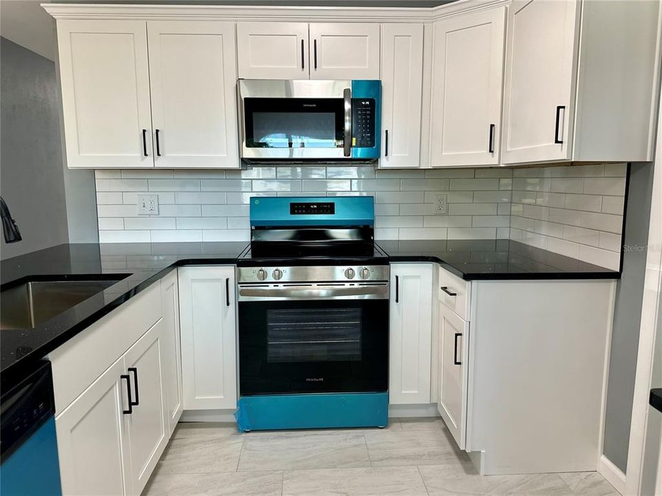 For Rent: $2,695 (4 beds, 2 baths, 1346 Square Feet)