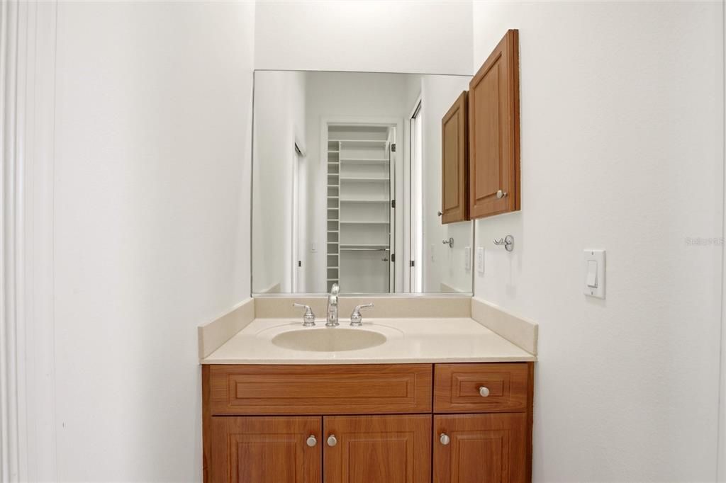 For Sale: $1,347,000 (4 beds, 4 baths, 4733 Square Feet)