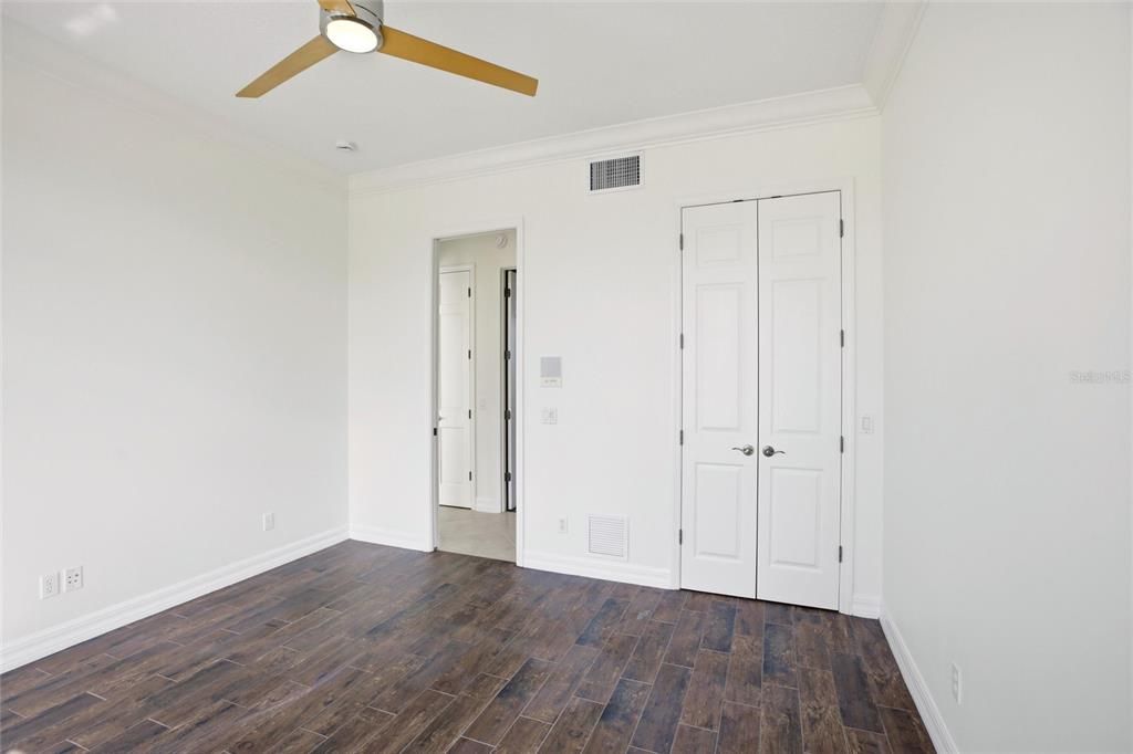 For Sale: $1,347,000 (4 beds, 4 baths, 4733 Square Feet)