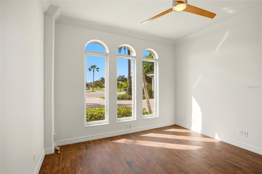 For Sale: $1,347,000 (4 beds, 4 baths, 4733 Square Feet)