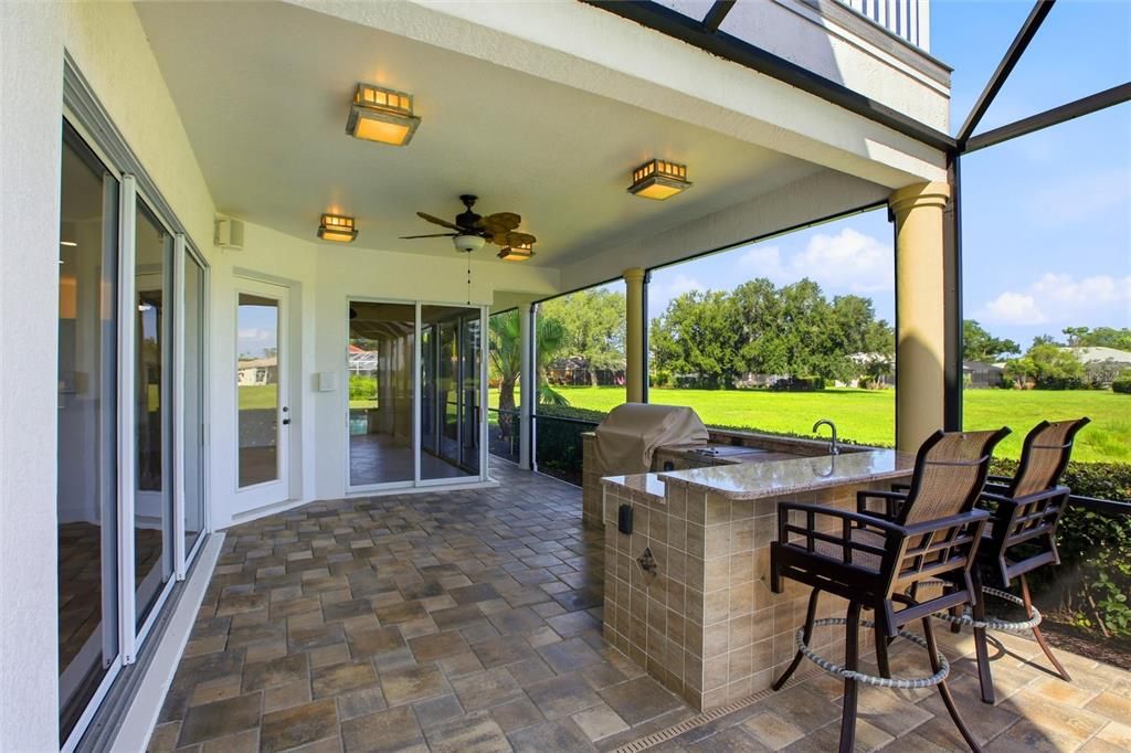 For Sale: $1,347,000 (4 beds, 4 baths, 4733 Square Feet)