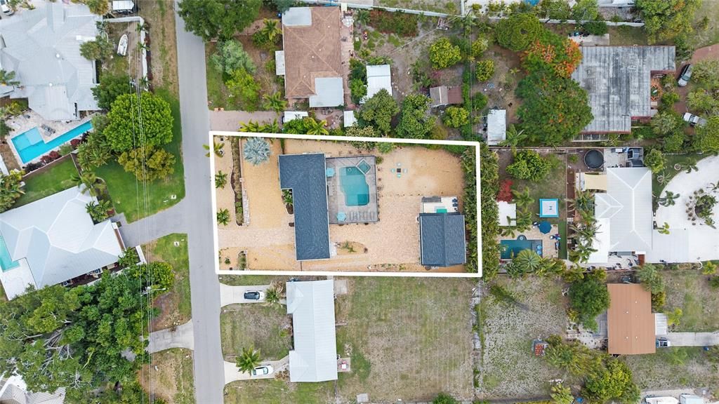 For Sale: $999,900 (3 beds, 3 baths, 1810 Square Feet)