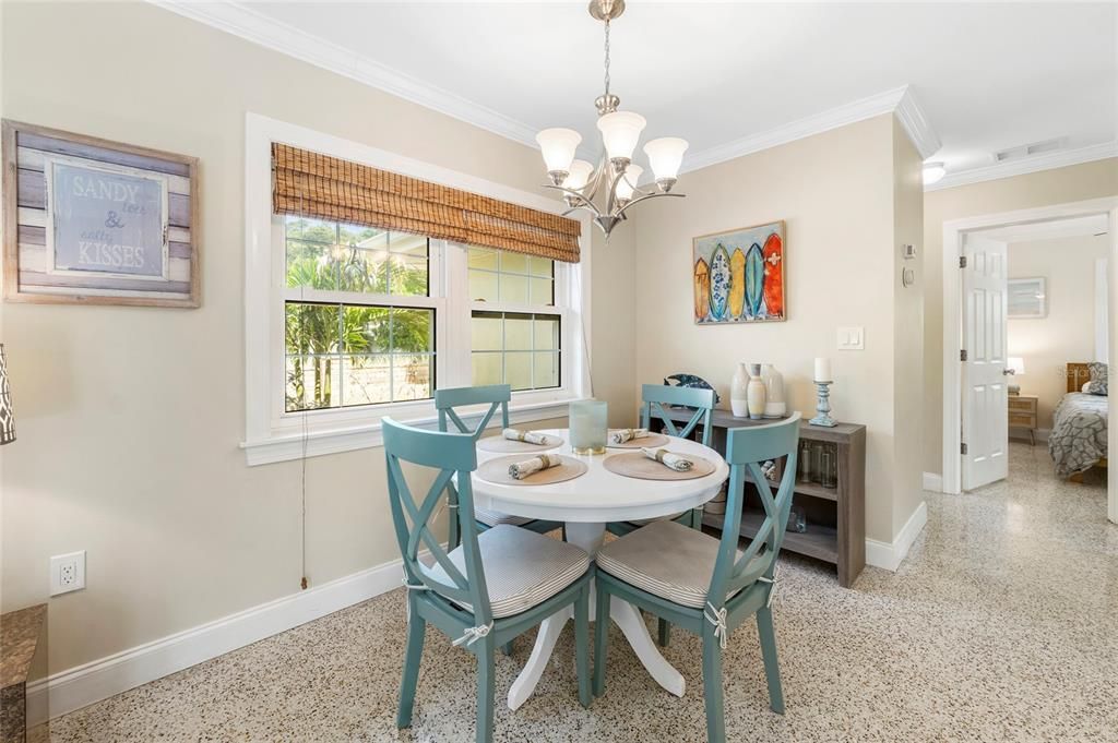 For Sale: $999,900 (3 beds, 3 baths, 1810 Square Feet)