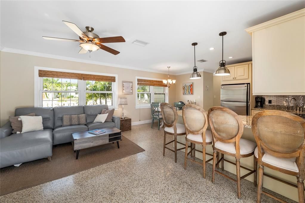 For Sale: $999,900 (3 beds, 3 baths, 1810 Square Feet)