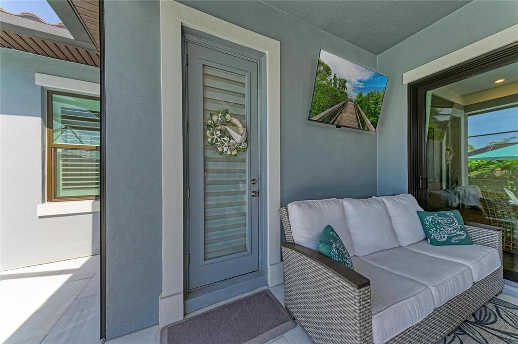 Activo con contrato: $975,000 (3 camas, 4 baños, 2804 Pies cuadrados)