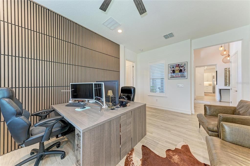 Activo con contrato: $975,000 (3 camas, 4 baños, 2804 Pies cuadrados)