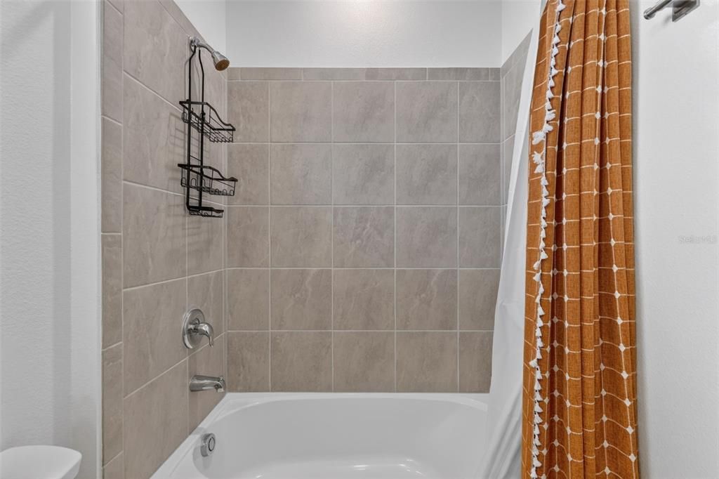 En Venta: $400,000 (3 camas, 2 baños, 1578 Pies cuadrados)