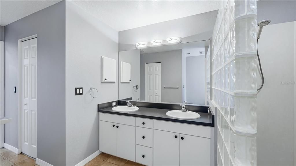 Active With Contract: $760,000 (4 beds, 3 baths, 3044 Square Feet)