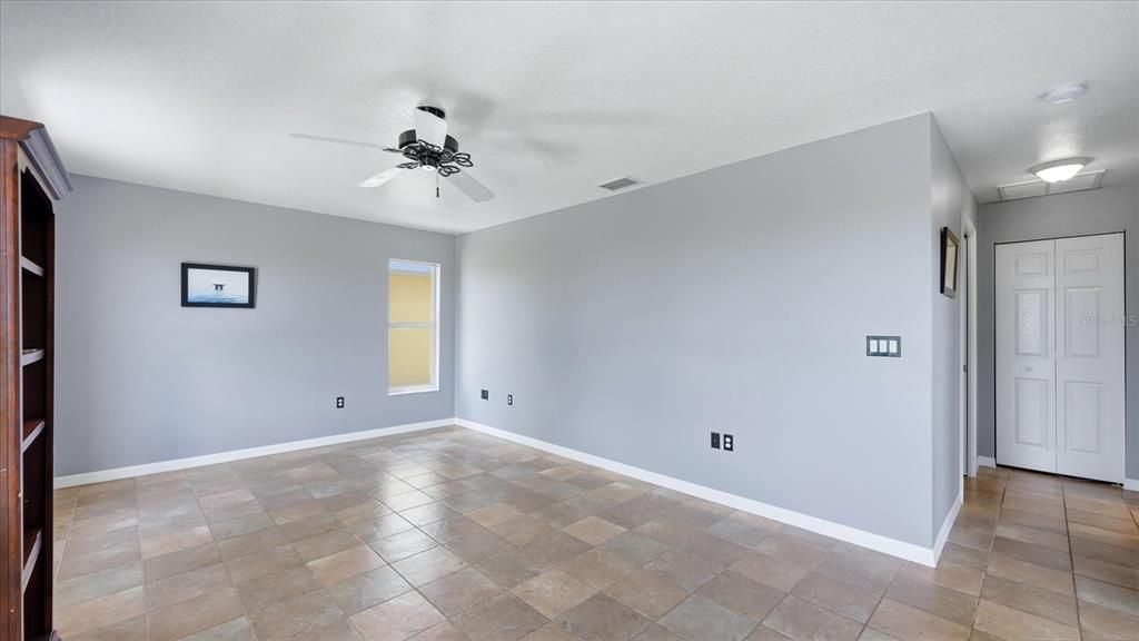 Active With Contract: $760,000 (4 beds, 3 baths, 3044 Square Feet)
