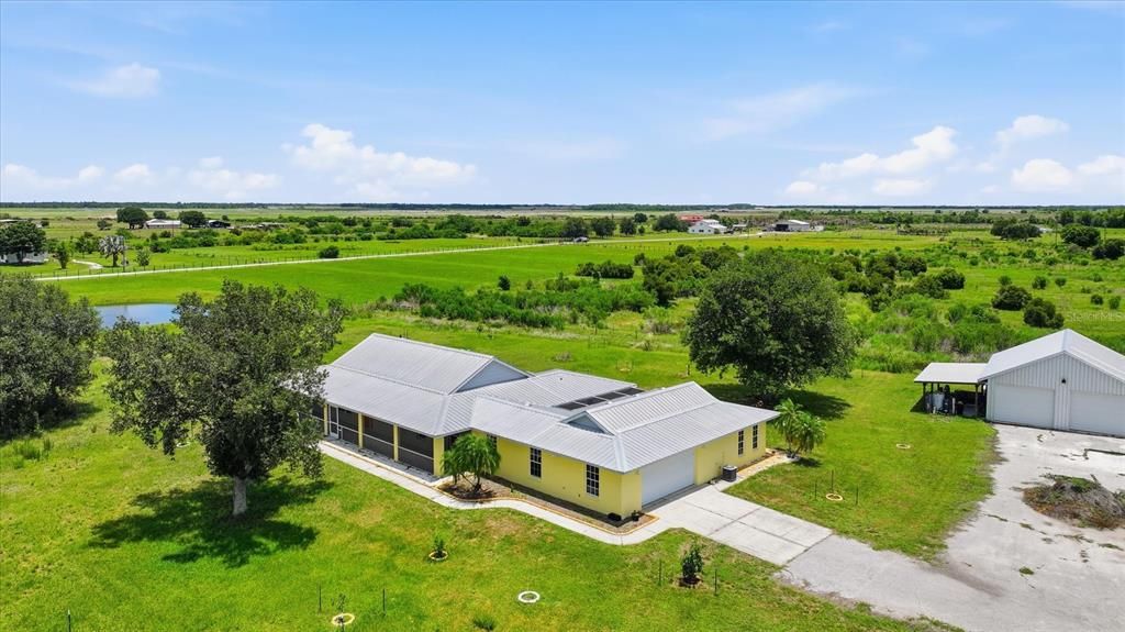 Active With Contract: $760,000 (4 beds, 3 baths, 3044 Square Feet)