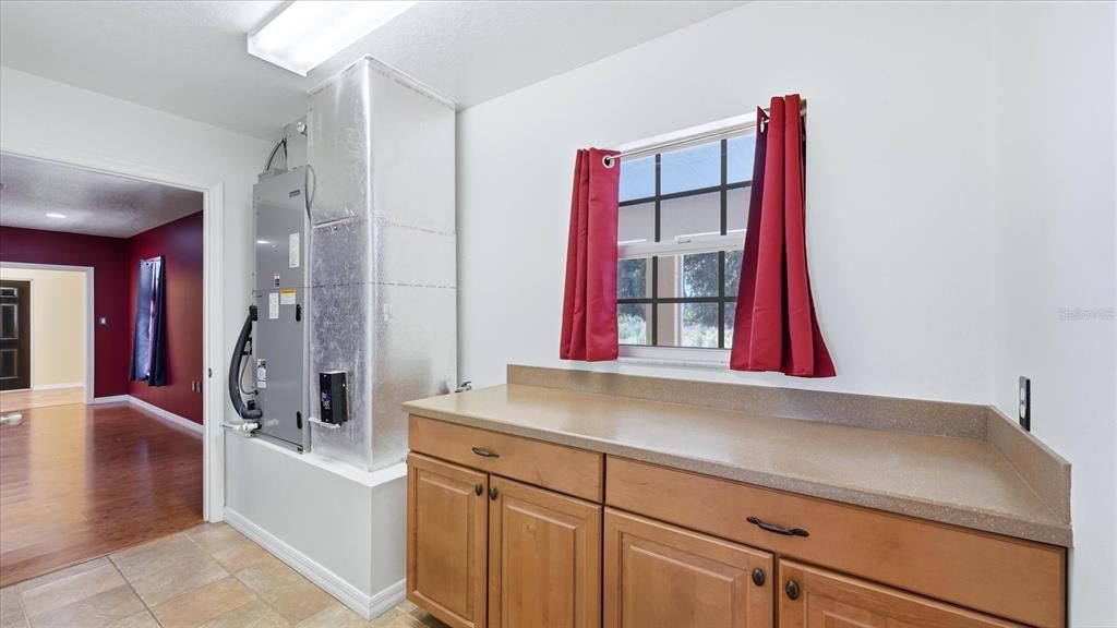 Active With Contract: $760,000 (4 beds, 3 baths, 3044 Square Feet)
