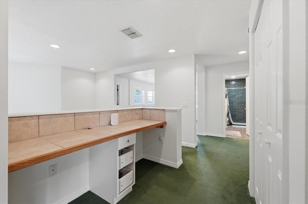 For Sale: $489,900 (4 beds, 2 baths, 2900 Square Feet)