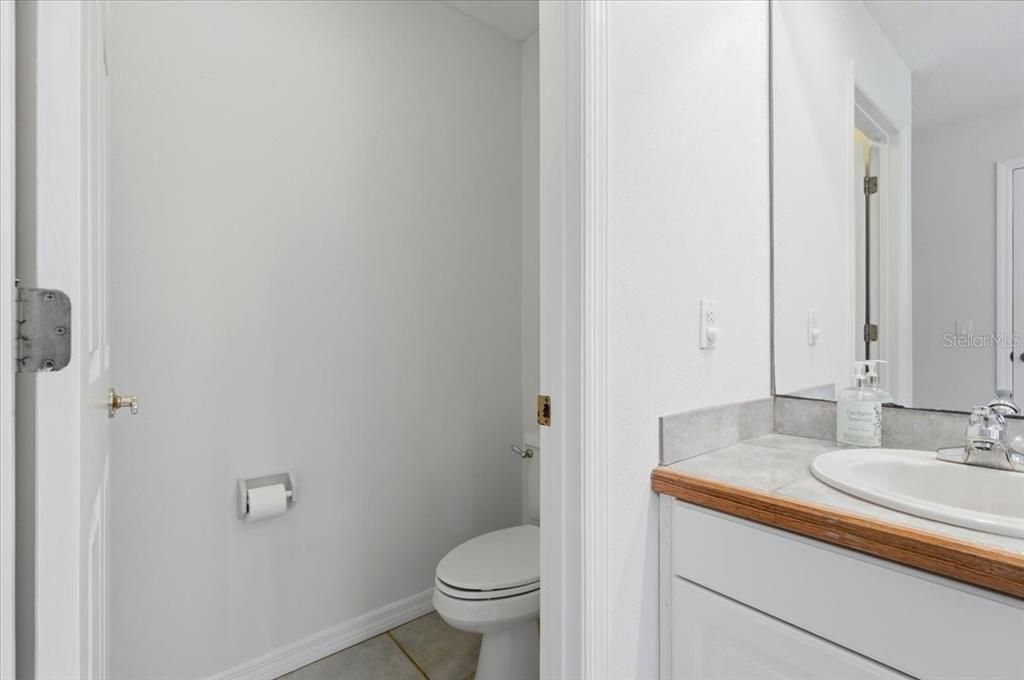 For Sale: $489,900 (4 beds, 2 baths, 2900 Square Feet)