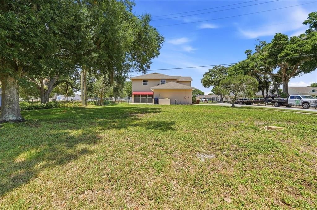 For Sale: $489,900 (4 beds, 2 baths, 2900 Square Feet)