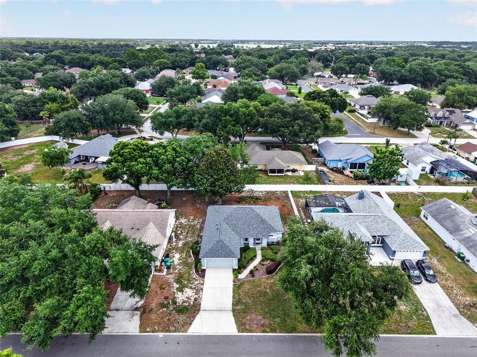 For Sale: $318,000 (3 beds, 2 baths, 1727 Square Feet)