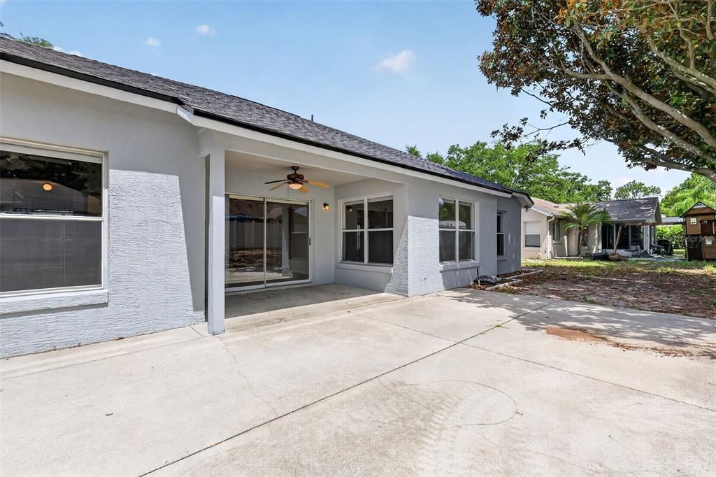 For Sale: $318,000 (3 beds, 2 baths, 1727 Square Feet)
